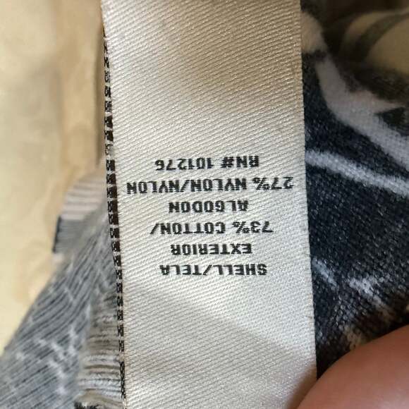 ECI Cardigan Womens Small White Black Jumbo Floral Abstract Button Up Sweater - Picture 7 of 7